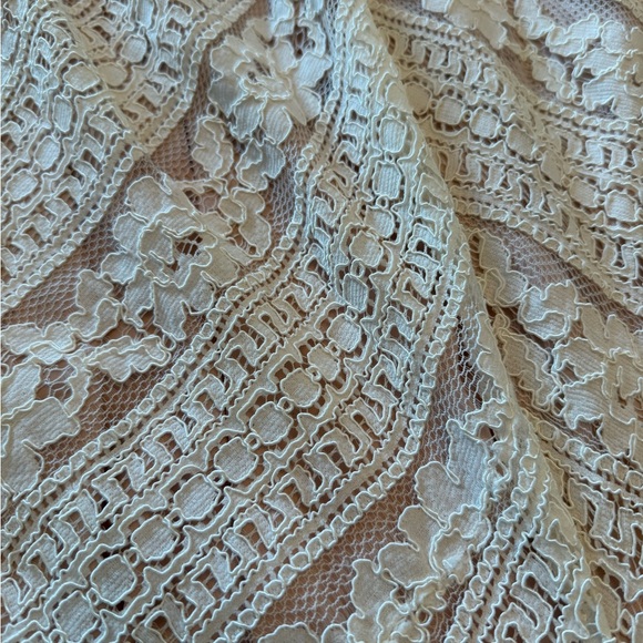 Lulu's Cream Lace Maxi Wedding Dress Nude Lining S NWT - Picture 11 of 11